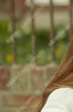 SOPHIE TURNER - People Magazine, April 2015 Photodhoot