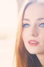 SOPHIE TURNER - People Magazine, April 2015 Photodhoot