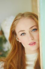 SOPHIE TURNER - People Magazine, April 2015 Photodhoot
