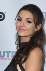 VICTORIA JUSTICE at Naomi and Ely