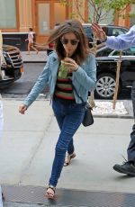 ANNA KENDRICK Leaves Starbucks in New York 08/13/2015