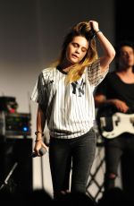 BEATRICE MILLER Performs Opening Act for Fifth Harmoy at the Beacon Theater in New York 08/27/2015