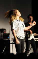 BEATRICE MILLER Performs Opening Act for Fifth Harmoy at the Beacon Theater in New York 08/27/2015