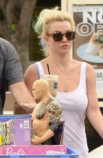 BRITNEY SPEARS Out Shopping in Beverly Hills 08/25/2015