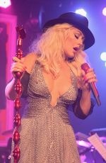 CHRISTINA AGUILERA Performs at Apollo in The Hamptons 2015 in East Hampton 08/15/2015