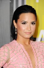 DEMI LOVATO at MTV Video Music Awards 2015 in Los Angeles