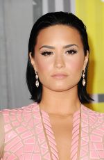 DEMI LOVATO at MTV Video Music Awards 2015 in Los Angeles