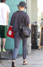 EMILY BLUNT Out Shopping in Los Angeles 08/27/2015