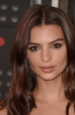 EMILY RATAJKOWSKI at MTV Video Music Awards 2015 in Los Angeles