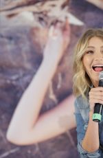 GIGI HADID at Meet & Greet at Myer Macquarie Centre Shopping Mall in Sydney 08/04/2015