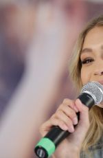 GIGI HADID at Meet & Greet at Myer Macquarie Centre Shopping Mall in Sydney 08/04/2015