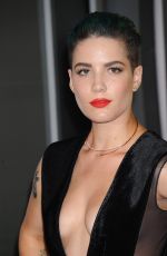 HALSEY at MTV Video Music Awards 2015 in Los Angeles