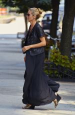 HEIDI KLUM Leaves Her Residence in West Village 08/25/2015