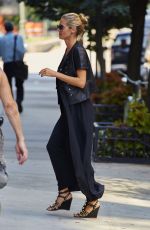 HEIDI KLUM Leaves Her Residence in West Village 08/25/2015