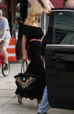 HEIDI KLUM Out and About in New York 08/12/2015