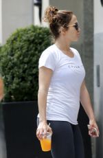 JENNIFER LOPEZ Arrives at a Gym in New York 08/04/2015