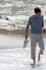 KRISTEN STEWART on the Set of Woody Allen\
