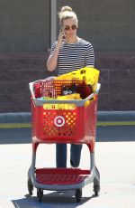 JANUARY JONES Leaves a Target in Sherman Oaks 08/11/2015