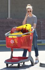 JANUARY JONES Leaves a Target in Sherman Oaks 08/11/2015
