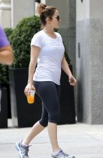 JENNIFER LOPEZ Arrives at a Gym in New York 08/04/2015