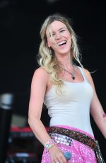 JOSS STONE Performs at Carfest North in Cheshire 08/01/2015