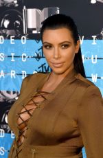 KIM KARDASHIAN at MTV Video Music Awards 2015 in Los Angeles