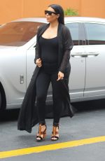 KIM KARDASHIAN Heading to Lunch with KRIS JENNER in Calabasas 08/25/2015