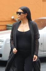 KIM KARDASHIAN Heading to Lunch with KRIS JENNER in Calabasas 08/25/2015