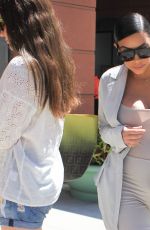 KIM KARDASHIAN Out and About in Los Angeles 08/28/2015