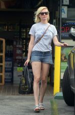KIRSTEN DUNST Out Shopping in Los Angeles 08/25/2015