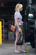KIRSTEN DUNST Out Shopping in Los Angeles 08/25/2015