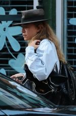 MARY KATE OLSEN Leaves Her Home in New York 07/31/2015