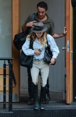 MARY KATE OLSEN Leaves Her Home in New York 07/31/2015