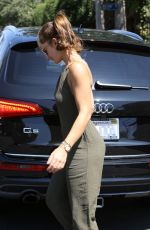 MINKA KELLY Shopping at Zimmerman Store in West Hollywood 08/11/2015