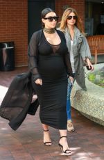 Pregnant KIM KARDASHIAN Out and About in Los Angeles 08/24/2015