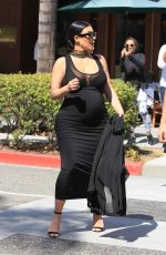 Pregnant KIM KARDASHIAN Out and About in Los Angeles 08/24/2015