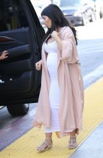 Pregnant KIM KARDASHIAN Out Shopping in Los Angeles 08/22/2015