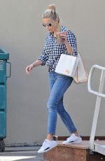 REESE WITHERSPOON in Jeans Out Shopping in Santa Monica 08/01/2015