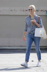 REESE WITHERSPOON in Jeans Out Shopping in Santa Monica 08/01/2015