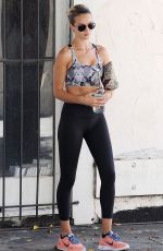 ROSIE HUNTINGTON-WHITELEY in Tights Leaves a Gym in Los Angeles 08/26/2015