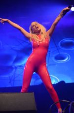 SARAH HARDING Performs at Manchester Pride in Manchester 08/29/2015