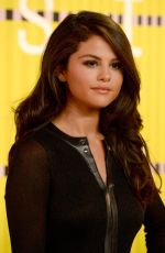 SELENA GOMEZ at MTV Video Music Awards 2015 in Los Angeles