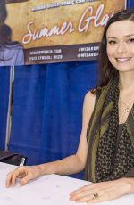 SUMMER GLAU at Wizard World Comic-con in Chicago 08/23/2015