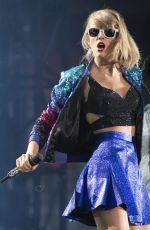 TAYLOR SWIFT Performs at 1989 World Tour Concert in Vancouver
