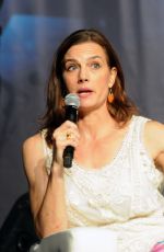 TERRY FARRELL at 14th Annual Official Star Trek Convention in Las Vegas