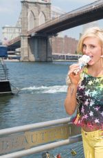 WWE - Divas Go Hard in Brooklyn