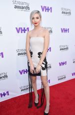 AMANDA STEELE at 2015 Streamy Awards in Los Angeles 09/17/2015