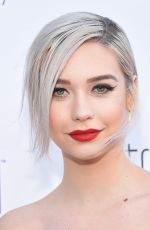 AMANDA STEELE at 2015 Streamy Awards in Los Angeles 09/17/2015
