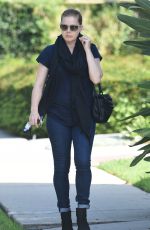 AMY ADAMS Heading to Kings Road Cafe in Los Angeles 09/22/2015