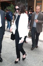 ANNE HATHAWAY Arrives at Her Hotel in NEw York 09/22/2015